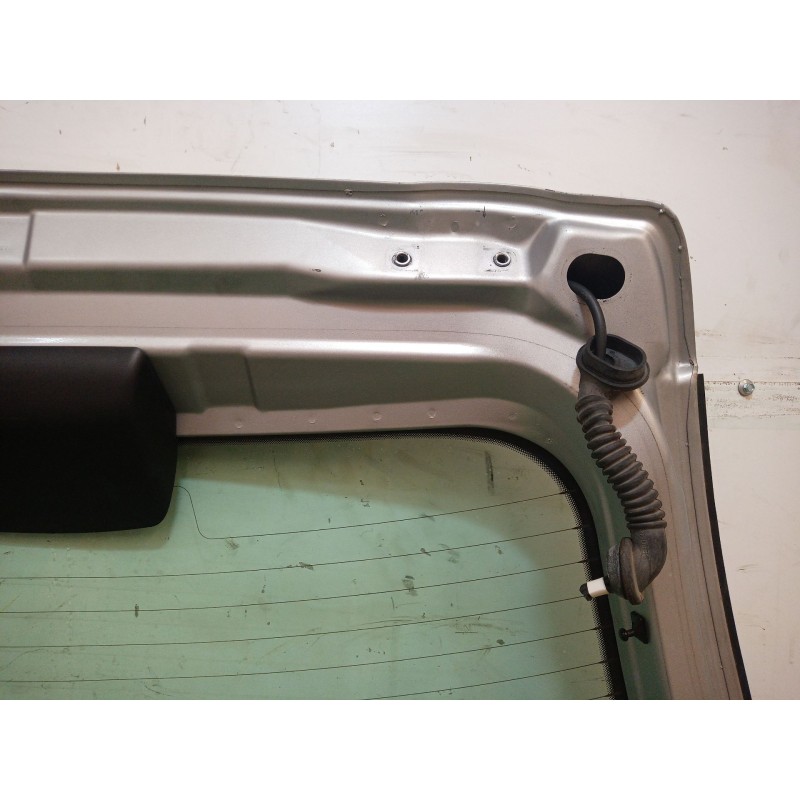 Recambio de porton trasero para nissan micra (k12e) acenta referencia OEM IAM   