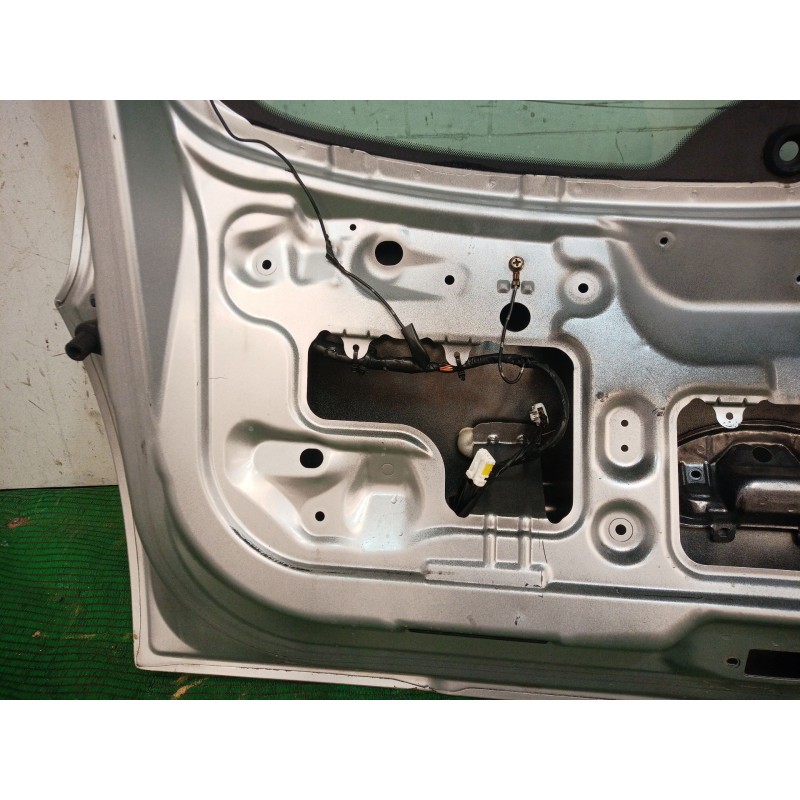 Recambio de porton trasero para nissan micra (k12e) acenta referencia OEM IAM   