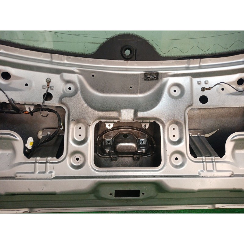 Recambio de porton trasero para nissan micra (k12e) acenta referencia OEM IAM   