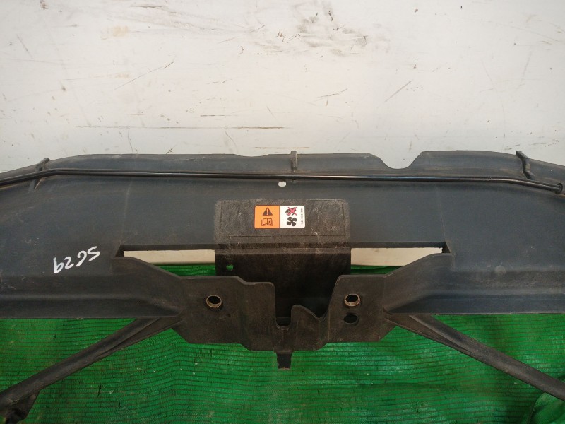 Recambio de panel frontal para mazda 6 hatchback (gg) 2.0 di (gg14) referencia OEM IAM GJ6A53111 GJ6A53111 GJ6A53111