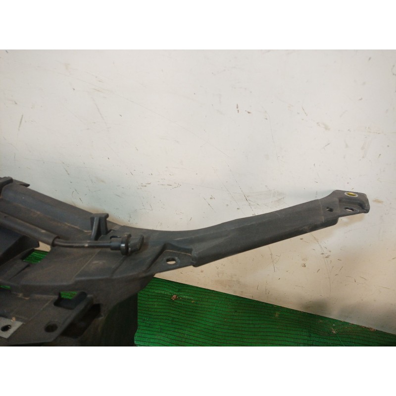 Recambio de panel frontal para mazda 6 hatchback (gg) 2.0 di (gg14) referencia OEM IAM GJ6A53111 GJ6A53111 GJ6A53111