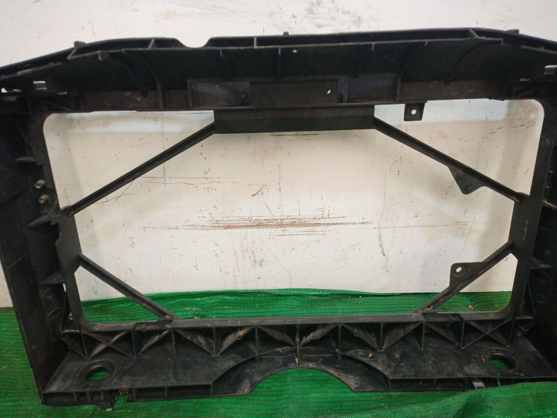 Recambio de panel frontal para mazda 6 hatchback (gg) 2.0 di (gg14) referencia OEM IAM GJ6A53111 GJ6A53111 GJ6A53111