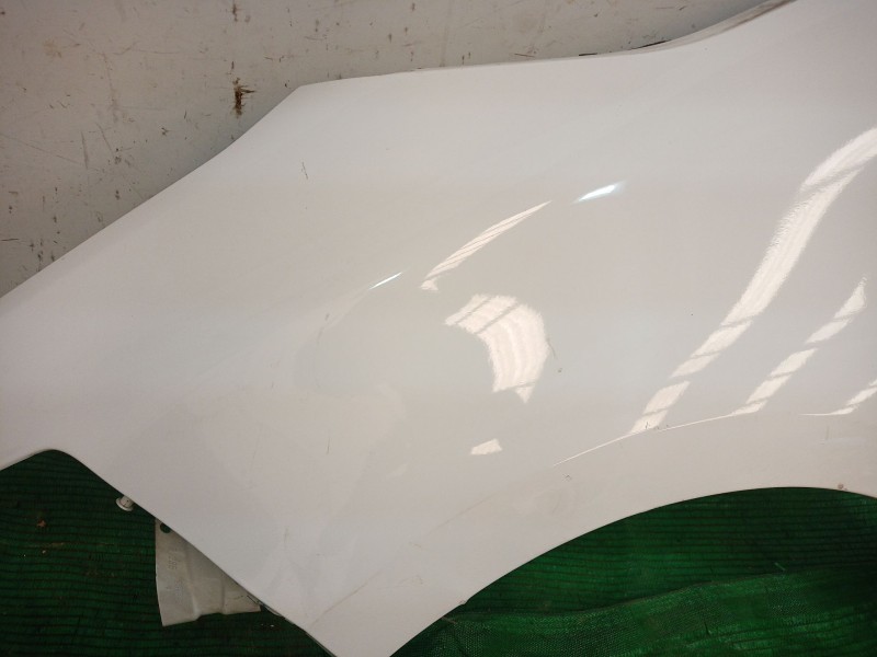 Recambio de aleta delantera izquierda para citroën c4 grand picasso ii (da_, de_) 2.0 bluehdi 150 referencia OEM IAM   