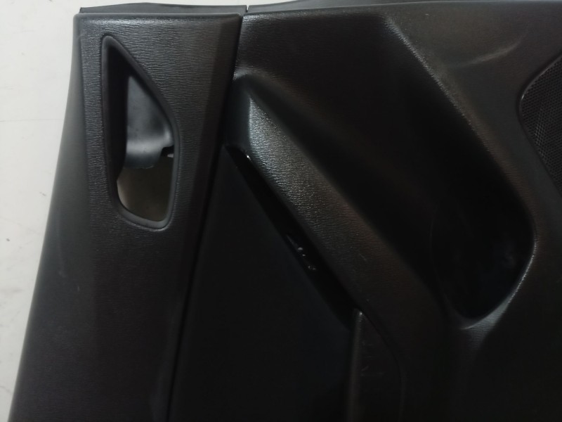 Recambio de guarnecido puerta trasera izquierda para mazda 3 (bm, bn) 2.0 referencia OEM IAM BJS7685 BJS7685 BJS7685