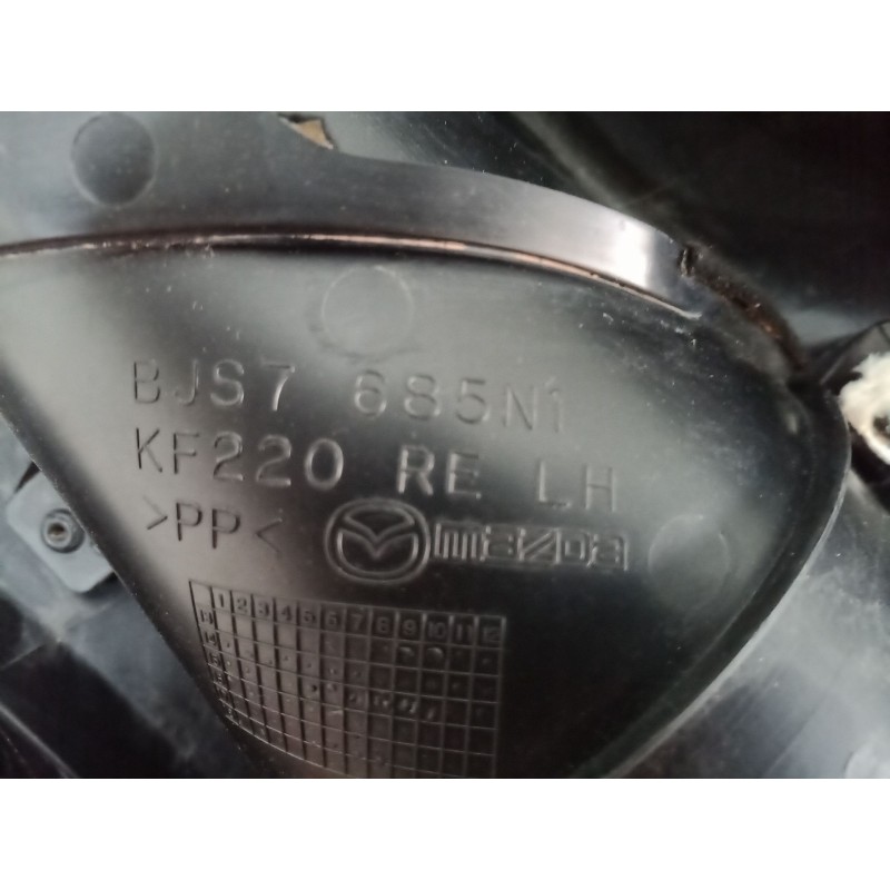 Recambio de guarnecido puerta trasera izquierda para mazda 3 (bm, bn) 2.0 referencia OEM IAM BJS7685 BJS7685 BJS7685