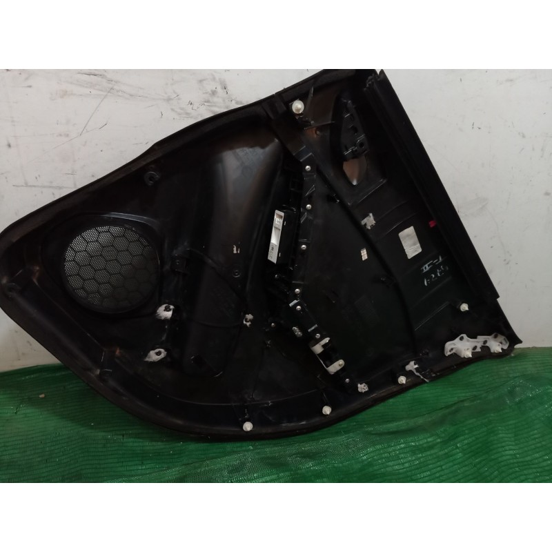 Recambio de guarnecido puerta trasera izquierda para mazda 3 (bm, bn) 2.0 referencia OEM IAM BJS7685 BJS7685 BJS7685