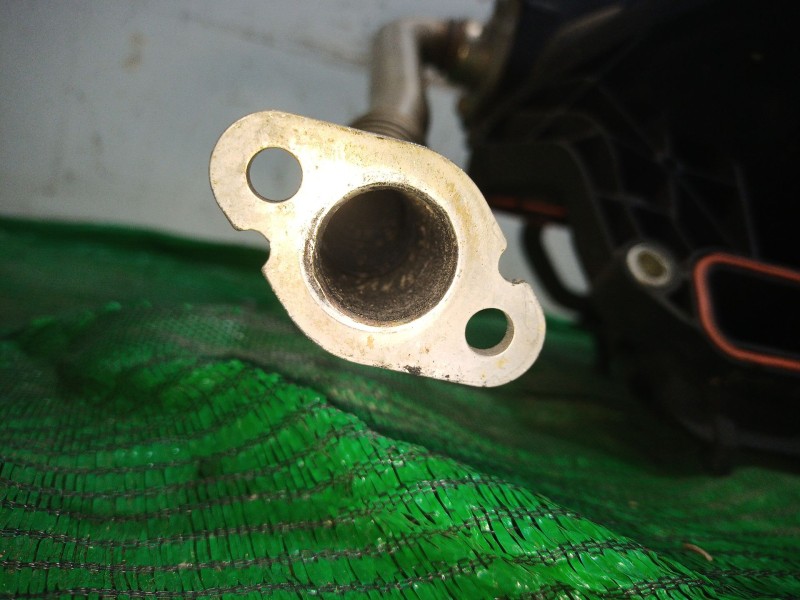 Recambio de colector admision para volkswagen golf v berlina (1k1) highline referencia OEM IAM   