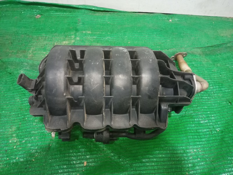 Recambio de colector admision para volkswagen golf v berlina (1k1) highline referencia OEM IAM   