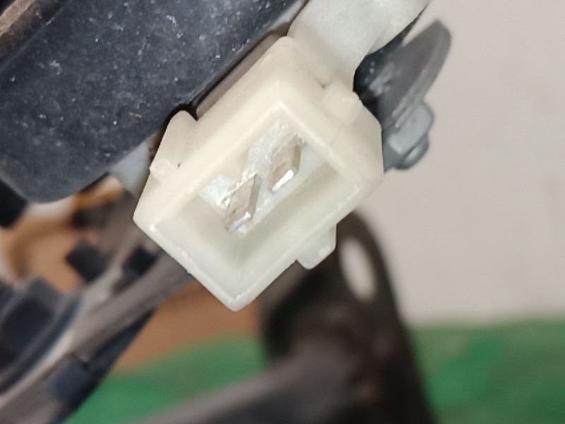 Recambio de refuerzo paragolpes delantero para renault fluence (l3_) z.e. referencia OEM IAM SINREF SIN REF SIN REF