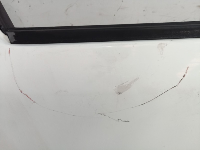 Recambio de puerta delantera derecha para nissan cabstar tlo referencia OEM IAM   