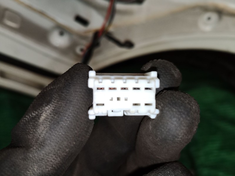 Recambio de puerta delantera derecha para nissan cabstar tlo referencia OEM IAM   