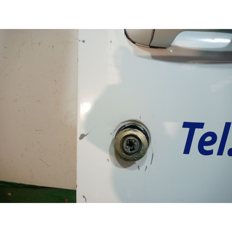 Recambio de puerta delantera derecha para ford tourneo connect 1.8 tdci /tddi /di referencia OEM IAM   