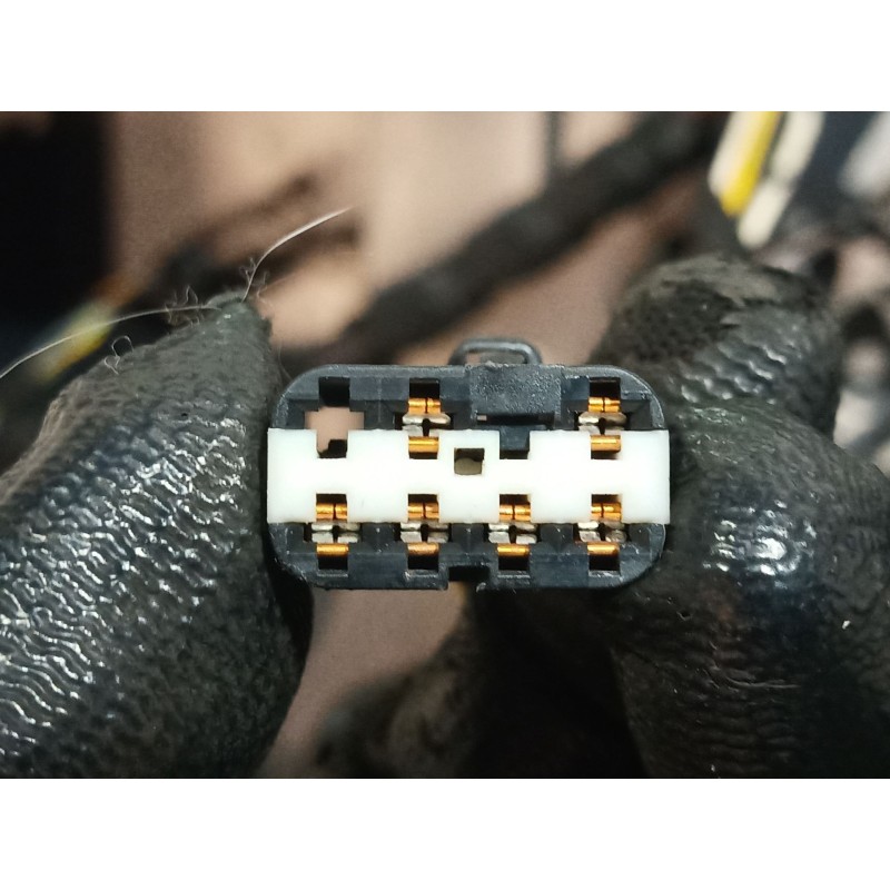 Recambio de puerta delantera derecha para ford tourneo connect 1.8 tdci /tddi /di referencia OEM IAM   