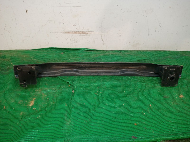 Recambio de refuerzo paragolpes trasero para audi q3 (8ub, 8ug) 2.0 tdi referencia OEM IAM   