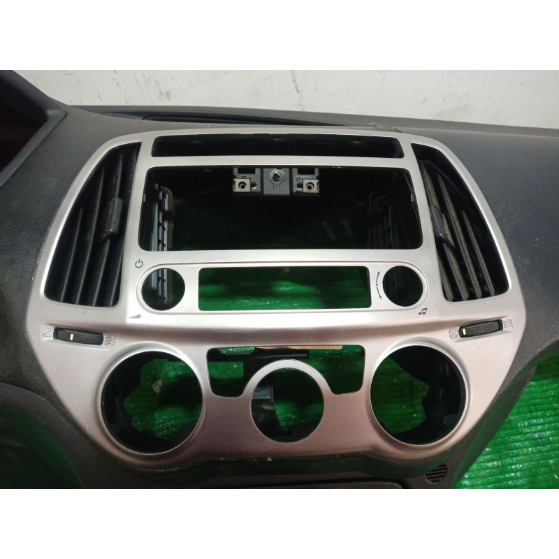 Recambio de salpicadero para hyundai i20 i (pb, pbt) 1.2 referencia OEM IAM   