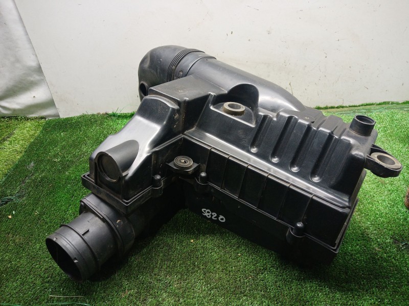 Recambio de filtro aire para audi q3 (8ub, 8ug) 2.0 tdi referencia OEM IAM   