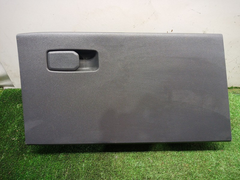 Recambio de tapa guantera para hyundai ioniq (ae) 1.6 gdi hybrid referencia OEM IAM 84510G2200 84510G2200 84510G2200