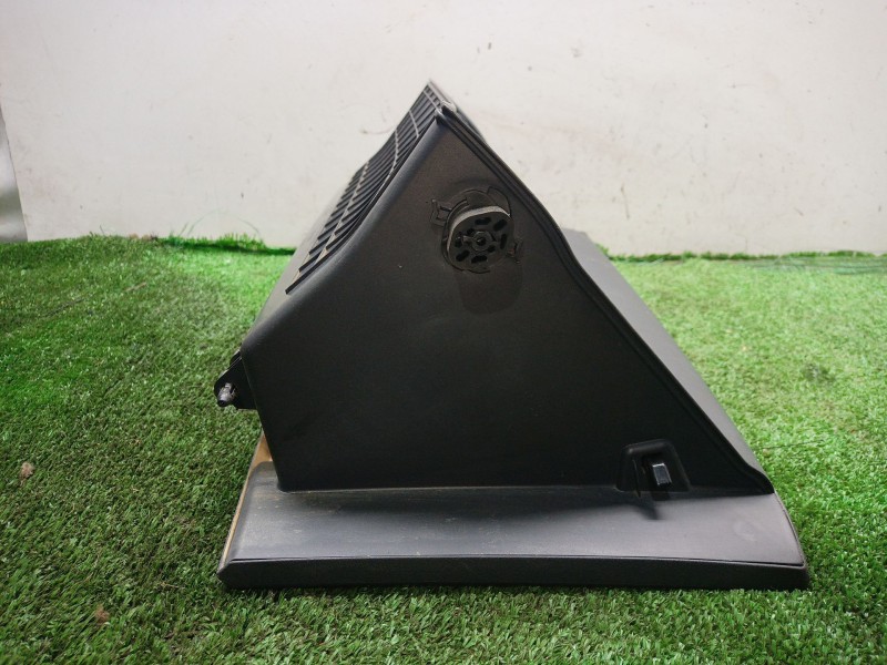 Recambio de tapa guantera para hyundai ioniq (ae) 1.6 gdi hybrid referencia OEM IAM 84510G2200 84510G2200 84510G2200