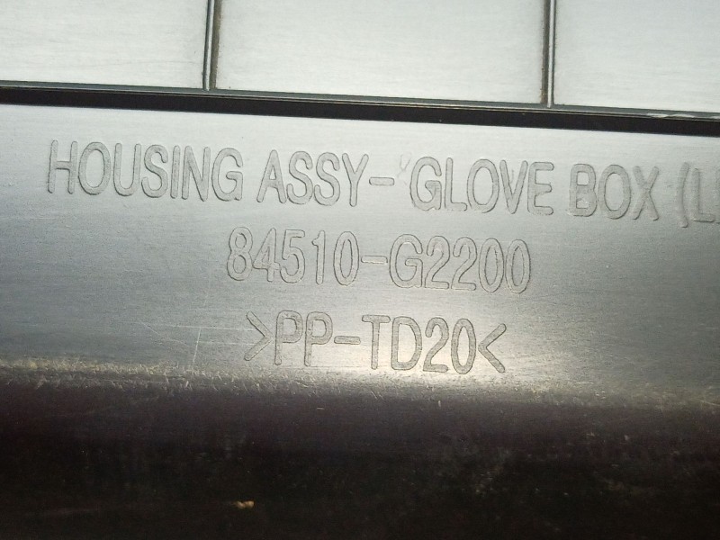 Recambio de tapa guantera para hyundai ioniq (ae) 1.6 gdi hybrid referencia OEM IAM 84510G2200 84510G2200 84510G2200