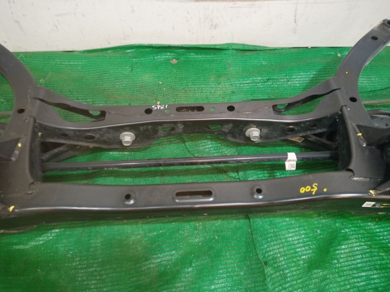 Recambio de puente trasero para hyundai ioniq (ae) 1.6 gdi hybrid referencia OEM IAM 55410G2100 55410G2100 55410G2100