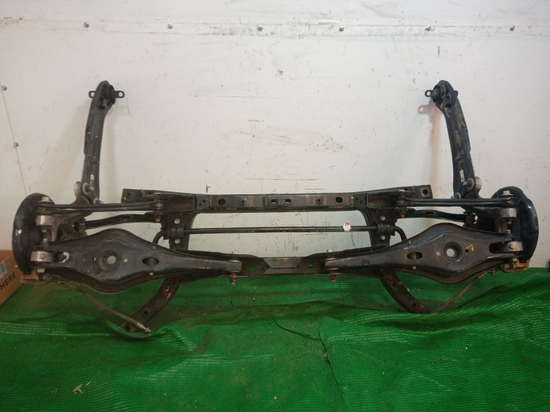 Recambio de puente trasero para hyundai ioniq (ae) 1.6 gdi hybrid referencia OEM IAM 55410G2100 55410G2100 55410G2100