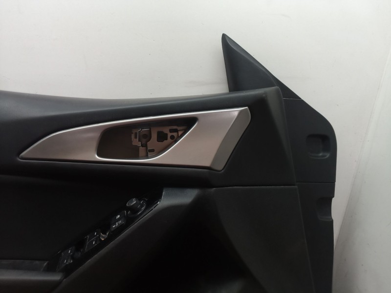 Recambio de guarnecido puerta delantera izquierda para mazda 3 (bm, bn) 2.0 referencia OEM IAM   