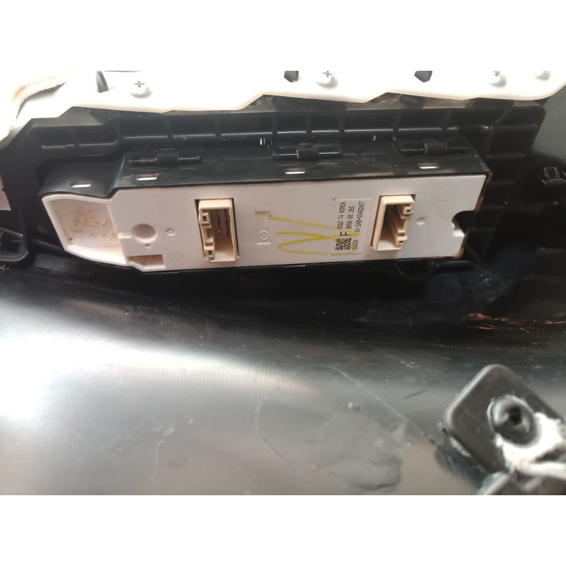 Recambio de guarnecido puerta delantera izquierda para mazda 3 (bm, bn) 2.0 referencia OEM IAM   