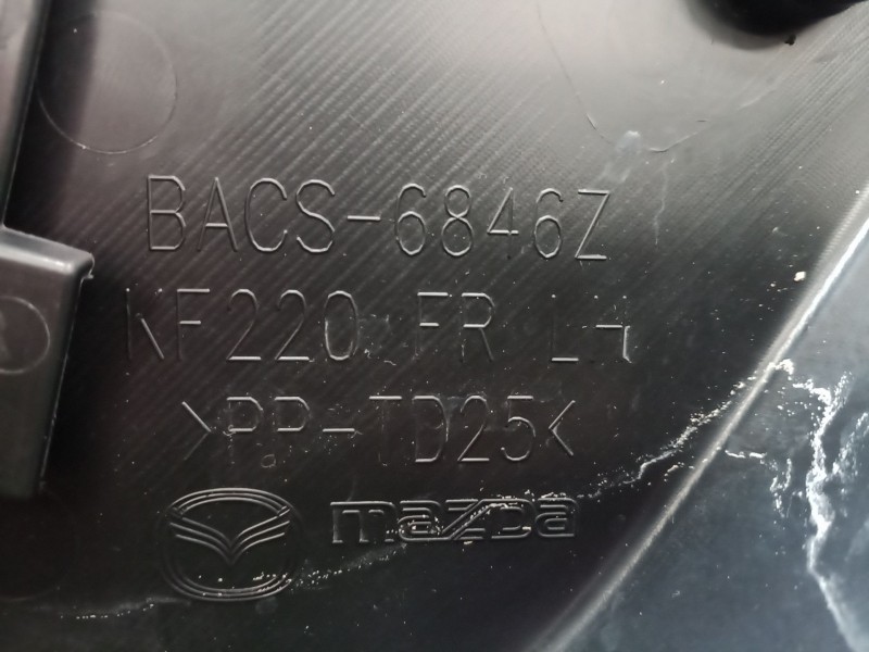 Recambio de guarnecido puerta delantera izquierda para mazda 3 (bm, bn) 2.0 referencia OEM IAM   