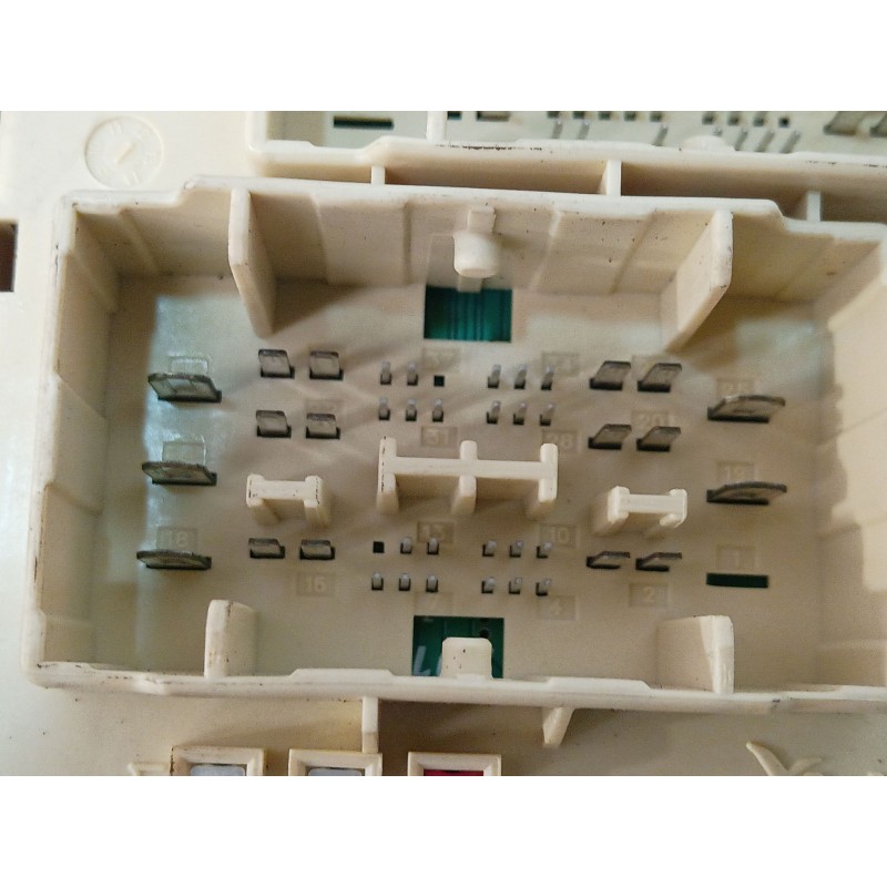 Recambio de caja reles / fusibles para hyundai i20 i (pb, pbt) 1.2 referencia OEM IAM   