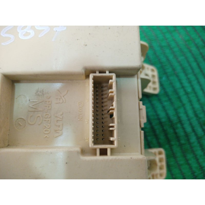 Recambio de caja reles / fusibles para hyundai i20 i (pb, pbt) 1.2 referencia OEM IAM   