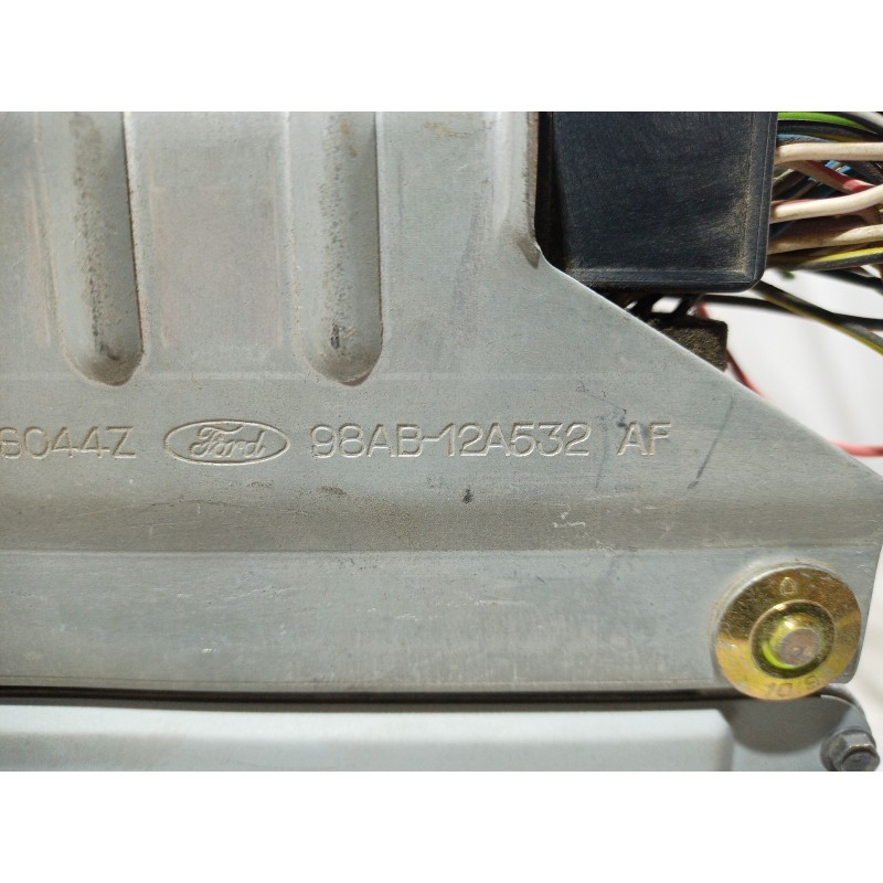 Recambio de centralita motor uce para ford focus berlina (cak) ambiente referencia OEM IAM 98AB12A532AF 98AB12A532AF 98AB12A532