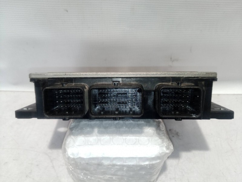 Recambio de centralita motor uce para renault scenic ii authentique referencia OEM IAM 8200498188 8200498188 8200469340