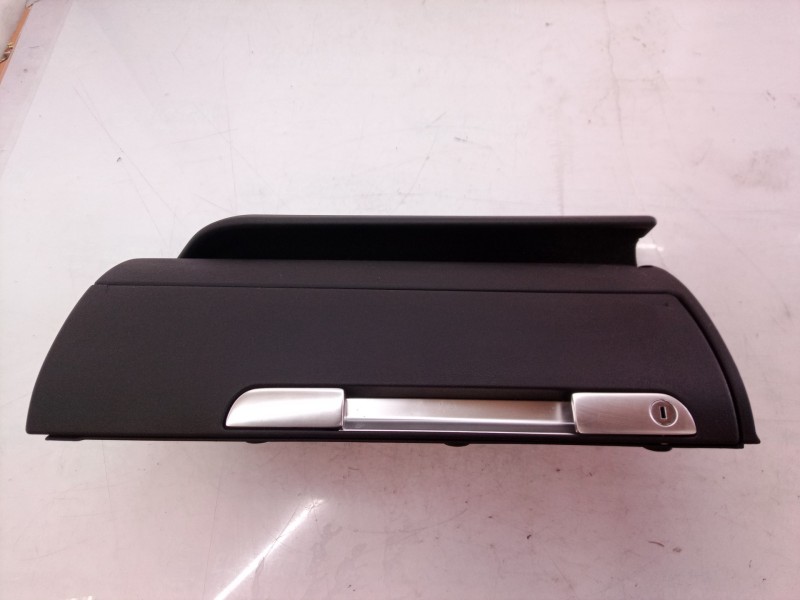 Recambio de guantera para audi tt (8n3/8n9) 1.8 20v turbo referencia OEM IAM 8N1857919FKZ  