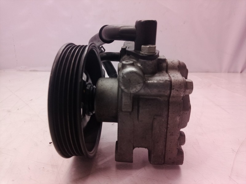 Recambio de bomba direccion para kia rio 1.5 crdi active referencia OEM IAM 571001G110 571001G110 571001G110