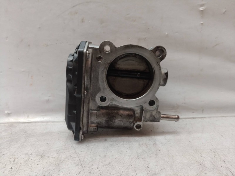 Recambio de caja mariposa para toyota verso 1.6 16v cat referencia OEM IAM 220300T050 220300T050 145001Q16