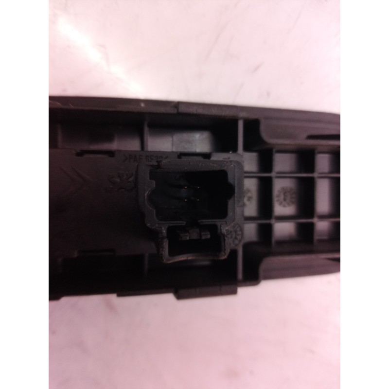 Recambio de mando elevalunas delantero derecho para citroën c8 2.2 hdi fap cat (4hw) referencia OEM IAM 14893750XT 14893750 1489