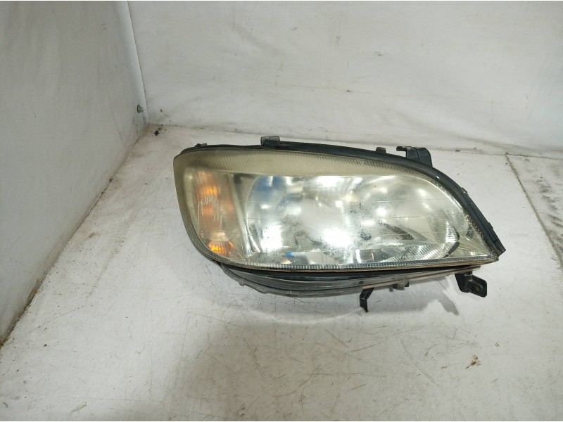 Recambio de faro derecho para opel zafira a blue line referencia OEM IAM 89100055 89100055 89100055