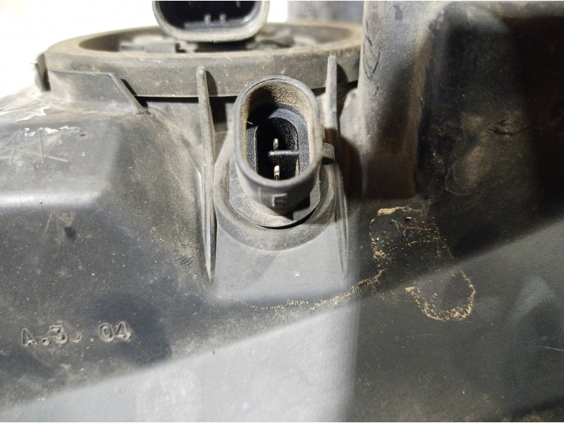 Recambio de faro derecho para opel zafira a blue line referencia OEM IAM 89100055 89100055 89100055