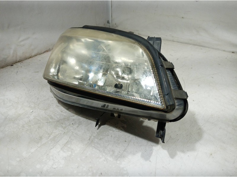 Recambio de faro derecho para opel zafira a blue line referencia OEM IAM 89100055 89100055 89100055