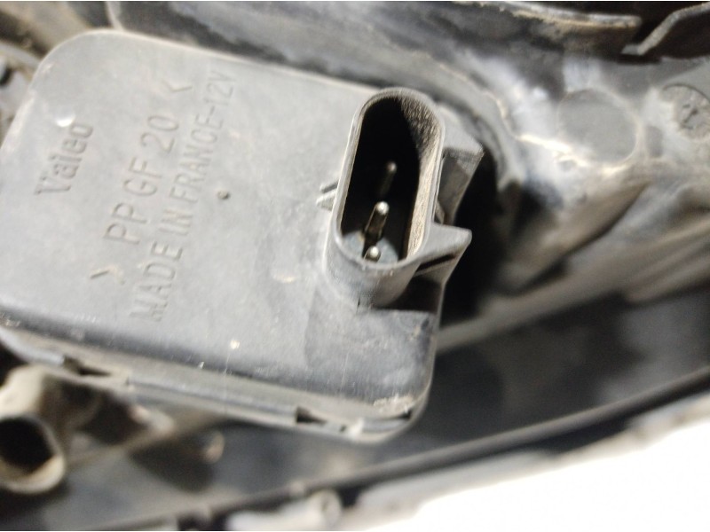 Recambio de faro derecho para opel zafira a blue line referencia OEM IAM 89100055 89100055 89100055