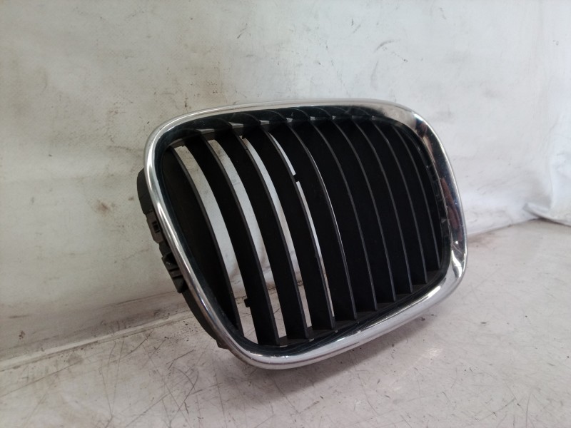 Recambio de rejilla delantera para bmw serie 5 berlina (e39) 530d referencia OEM IAM 8159312 8159312 8159312
