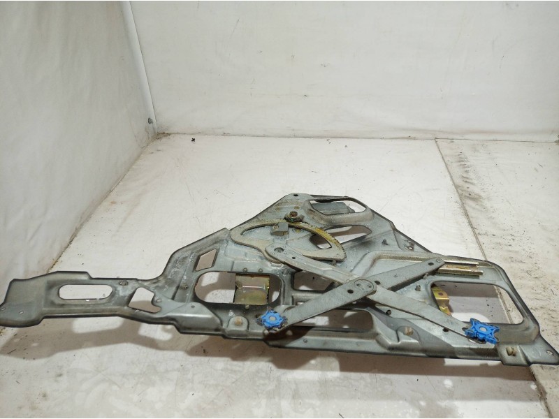 Recambio de elevalunas trasero izquierdo para land rover range rover referencia OEM IAM 0130821318 0130821318 0130821318