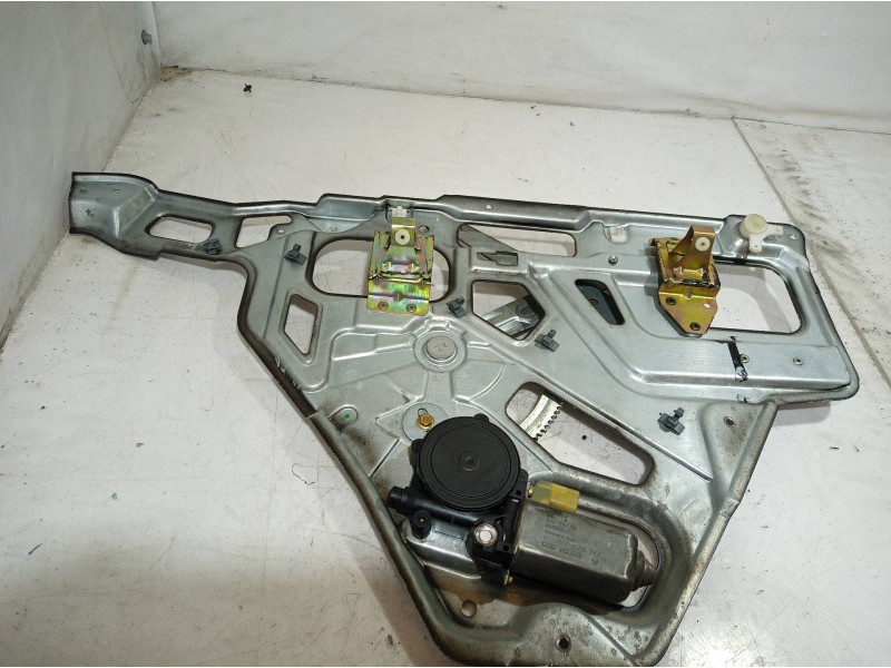 Recambio de elevalunas trasero izquierdo para land rover range rover referencia OEM IAM 0130821318 0130821318 0130821318