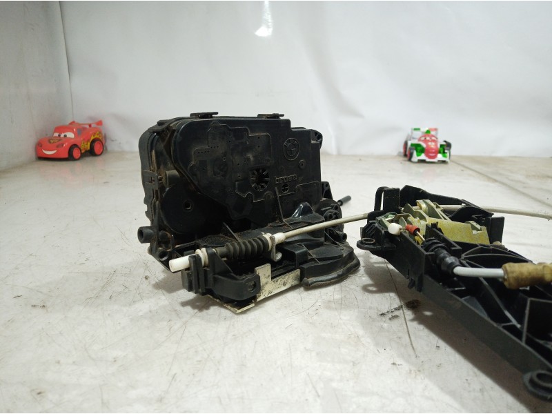 Recambio de cerradura puerta trasera izquierda para bmw serie 3 berlina (e90) 316d referencia OEM IAM 7229467 7229467 7229467