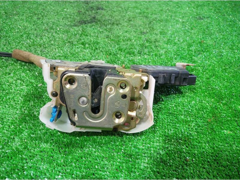 Recambio de cerradura puerta delantera izquierda para subaru tribeca b9 limited referencia OEM IAM   