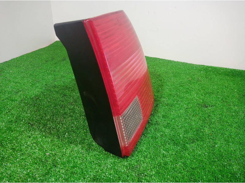 Recambio de piloto trasero derecho para volkswagen passat berlina (3b2) referencia OEM IAM 3B5945257 3B5945257 3B5945257