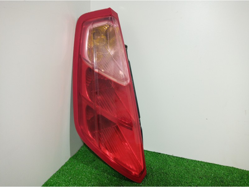 Recambio de piloto trasero izquierdo para fiat punto (199) easy referencia OEM IAM 51701589 51701589 51701589