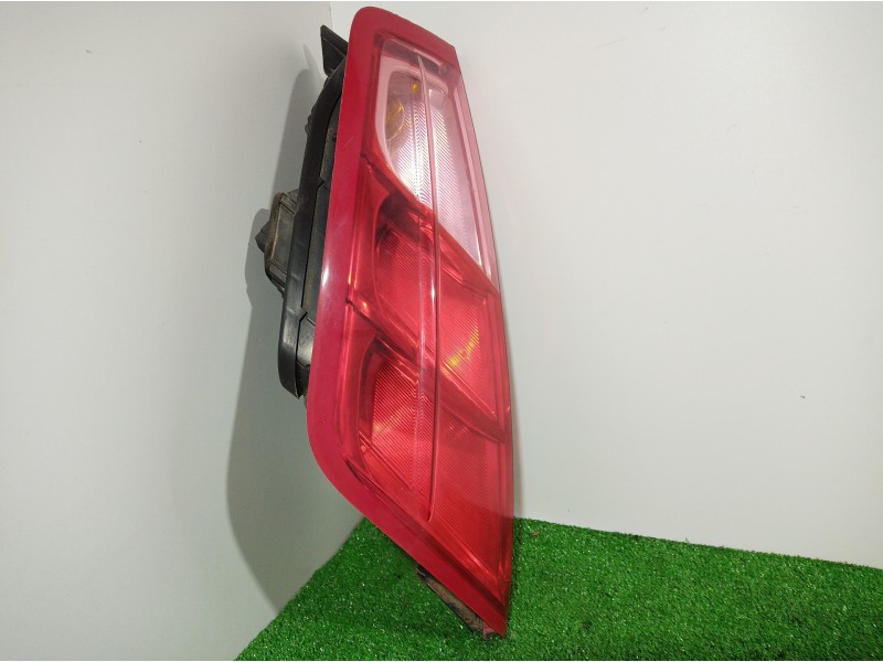 Recambio de piloto trasero izquierdo para fiat punto (199) easy referencia OEM IAM 51701589 51701589 51701589