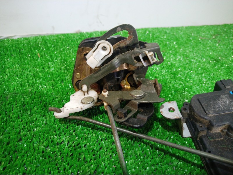 Recambio de cerradura puerta trasera izquierda para kia joice ls referencia OEM IAM   