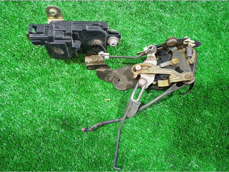 Recambio de cerradura puerta delantera derecha para kia joice ls referencia OEM IAM   